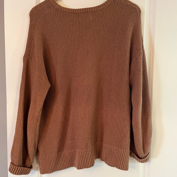 Textured Tunic Sweater - Picture 2 of 3